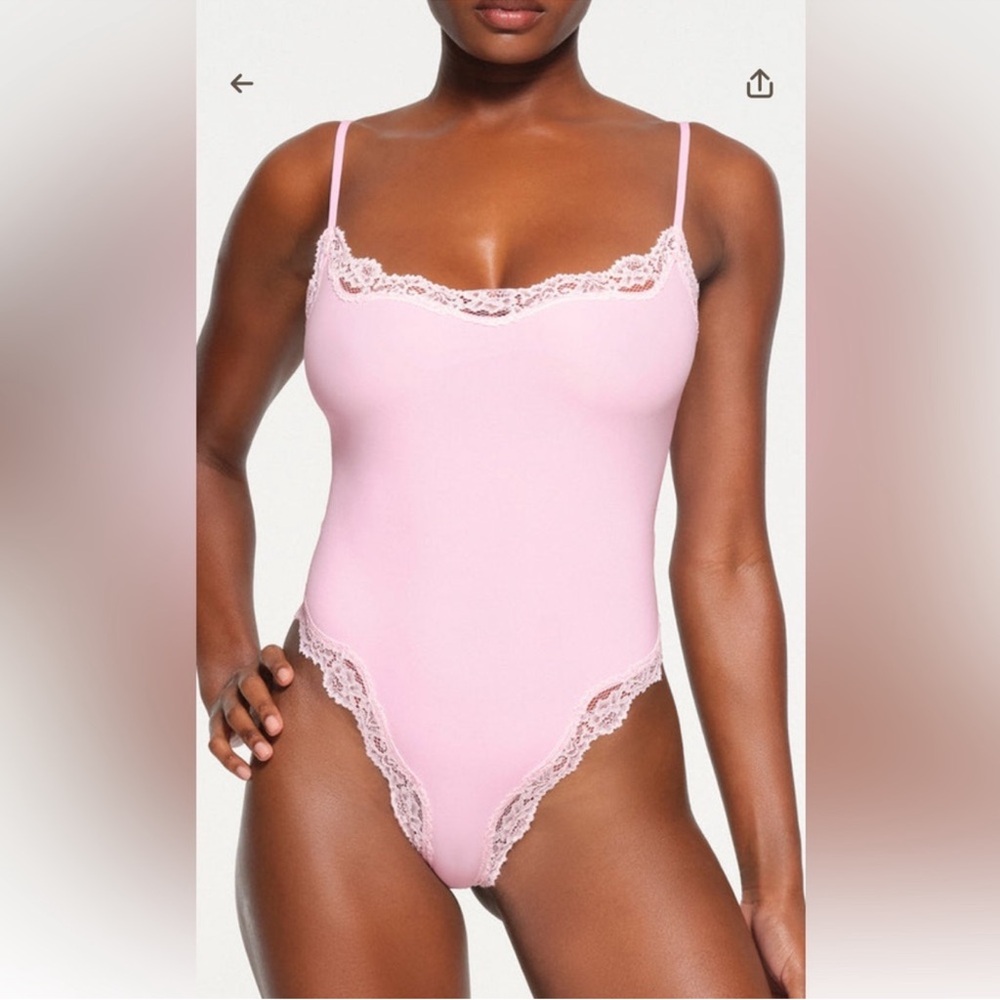 SKIMS Fits Everybody Lace Cami Bodysuit in Cherry Blossom